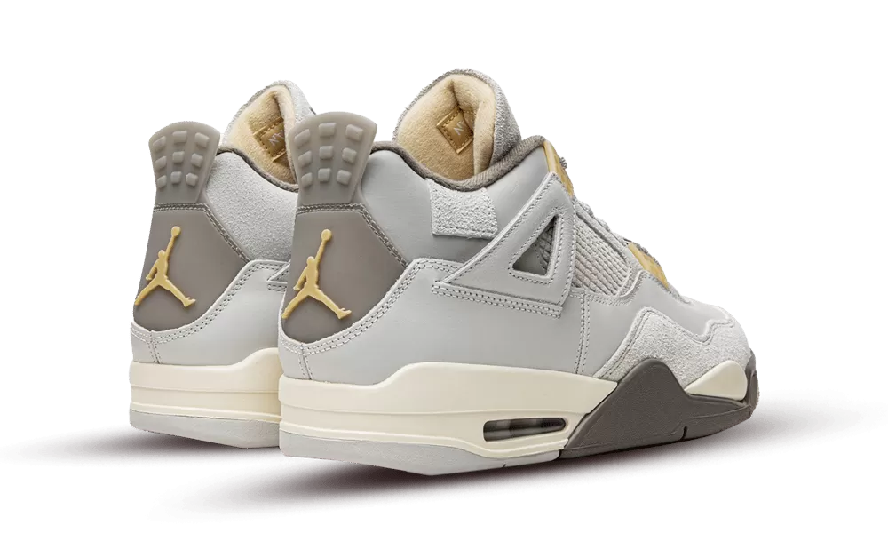 Air Jordan 4 Retro SE Craft Photon Dust