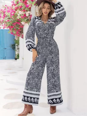 Bedruckter Jumpsuit mit langen Ärmeln und weitem Bein