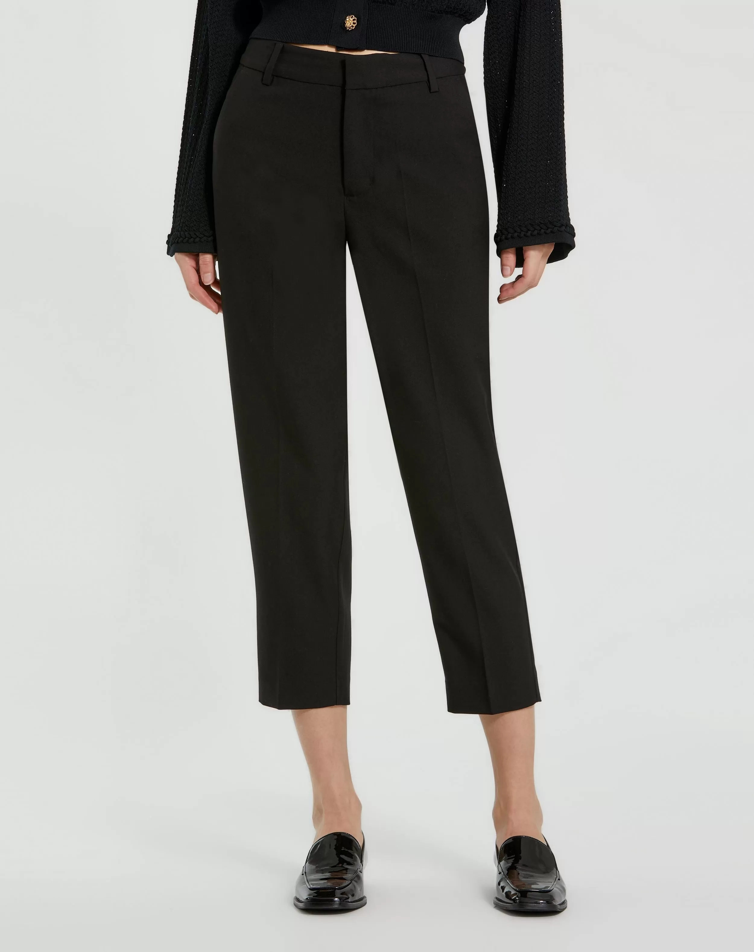 Black Classic Crepe Fitted Capri Trouser