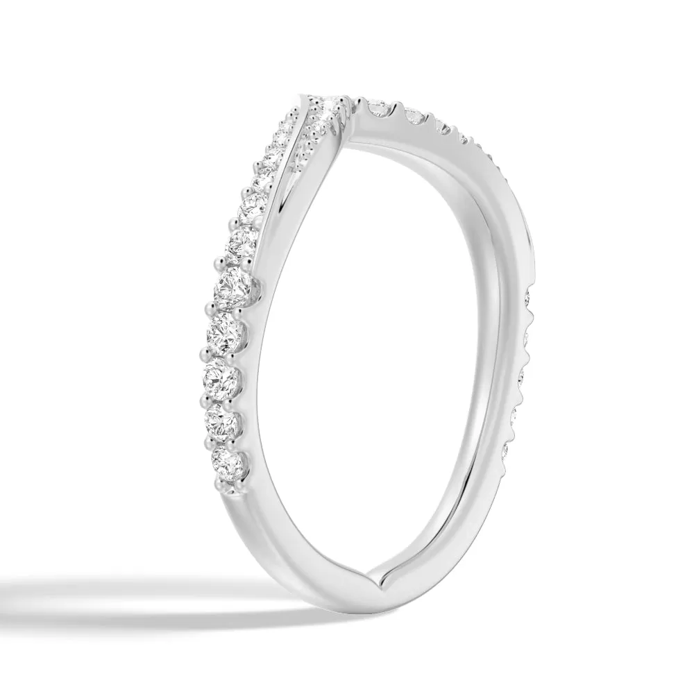 Classic Curved V Moissanite Wedding Band