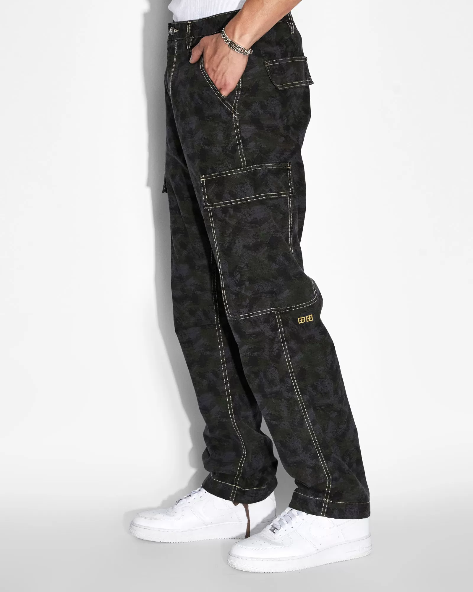 FUGITIVE CARGO PANT CAMO