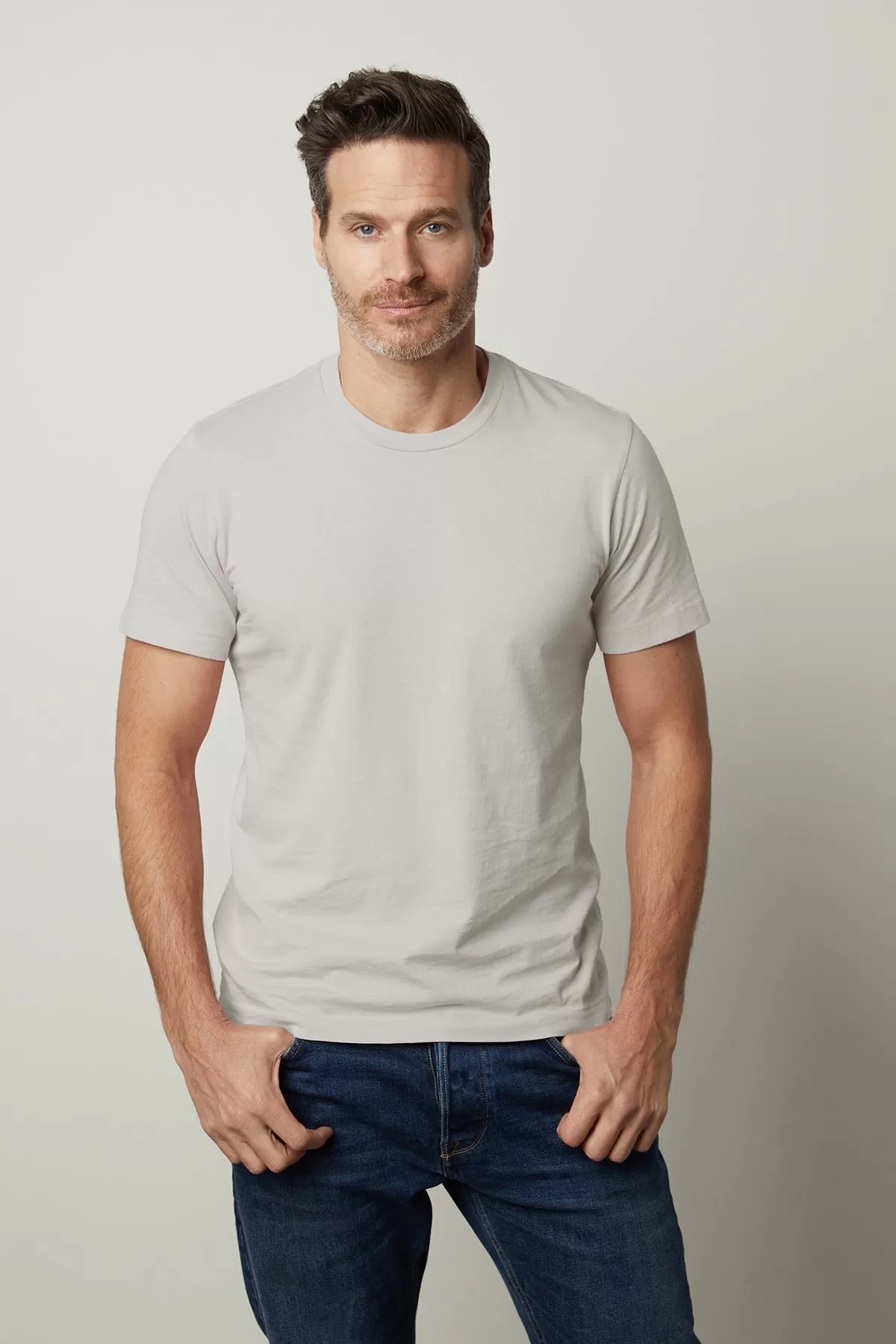 HOWARD WHISPER CLASSIC CREW NECK TEE