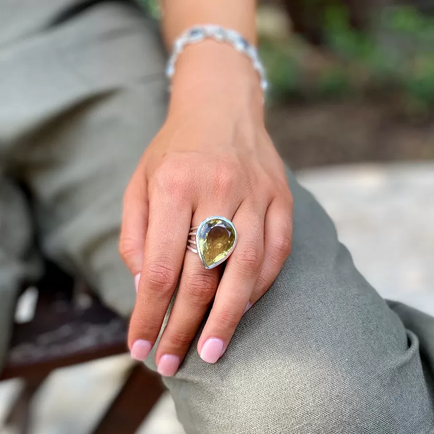 Lemon Quartz Teardrop Ring - Lila