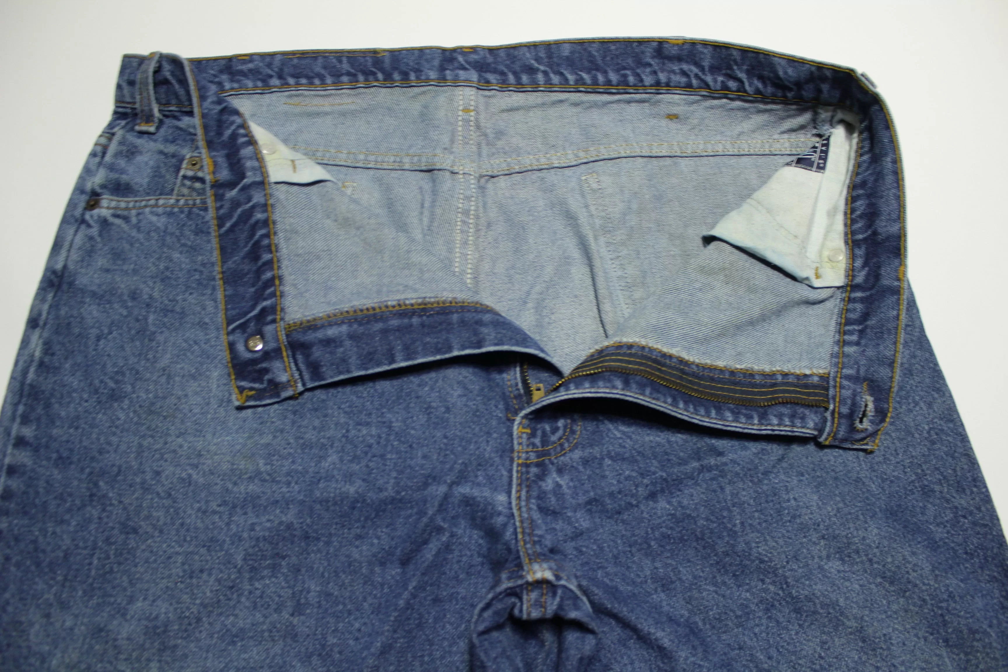 Levis 540 Vintage 80's Denim Grunge Punk Leather Tab Blue Jeans