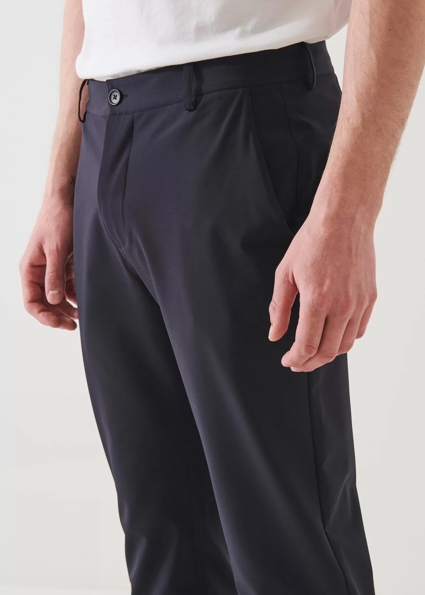 NUCLEO NYLON STRETCH CHINO PANT