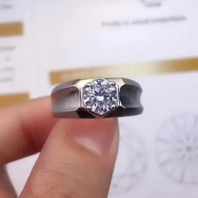 Resizable White or Yellow Gold Moissanite Ring 1ct