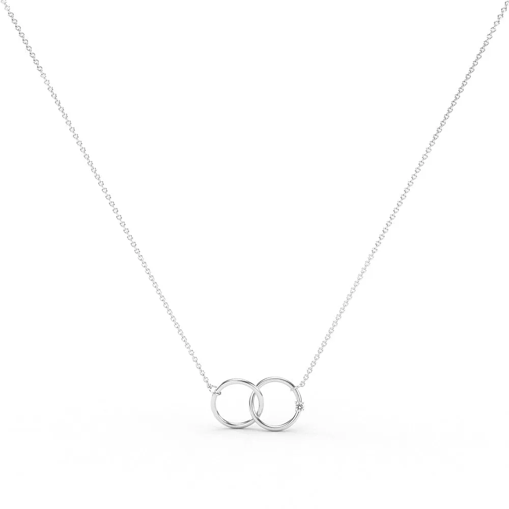 Simple Interlocking Circles Necklace