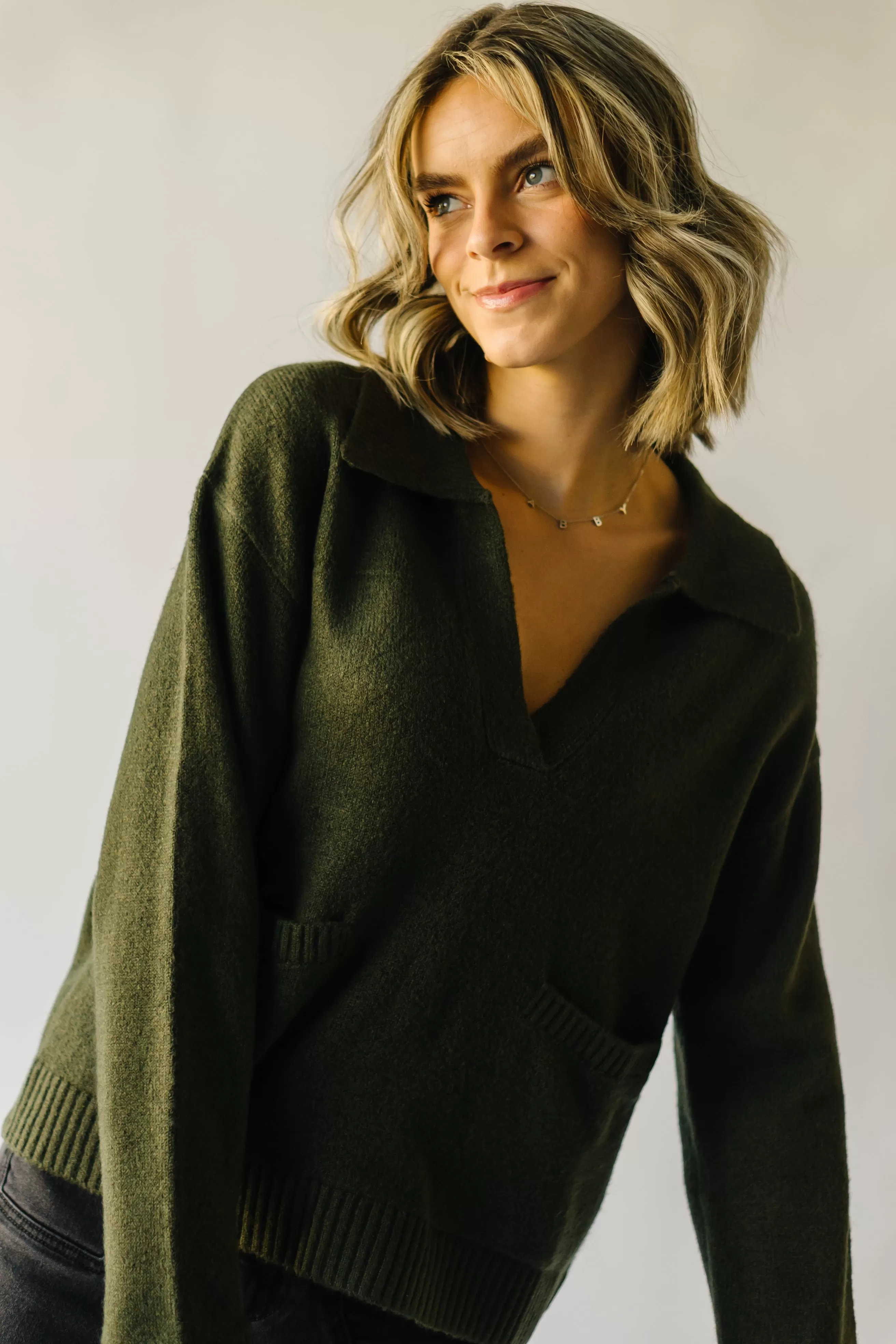 The Bushnell Pocket Detail V-Neck Sweater in Olive