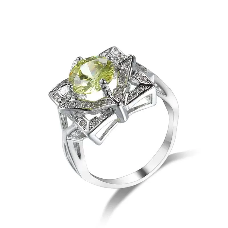 Vintage Luxury Flower Peridot Ring - 925 Sterling Silver